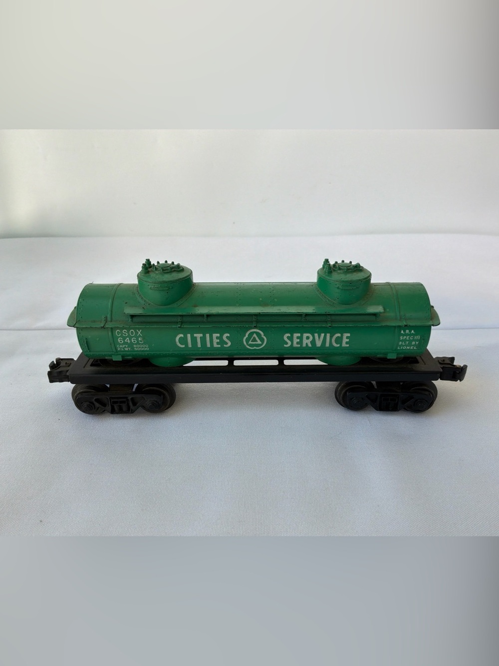 LIONEL 6045 - O Gauge - CITIES SERVICE GAS OIL - CSOX 6045 - Green TANK CAR!